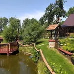 Domki Bialogarda Prázdninový dům *