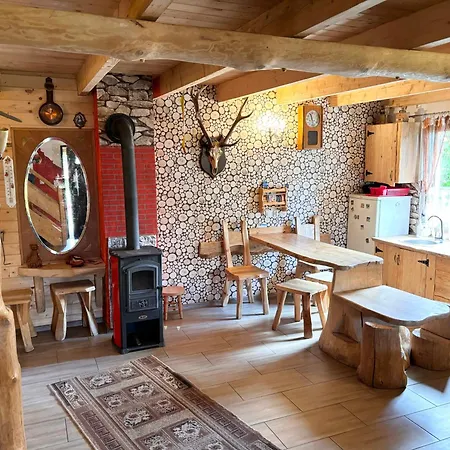 Domki Bialogarda Casa de Férias *