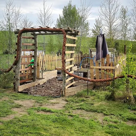 Casa de Férias Domki Bialogarda