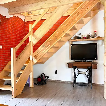 Domki Bialogarda Casa de Férias *