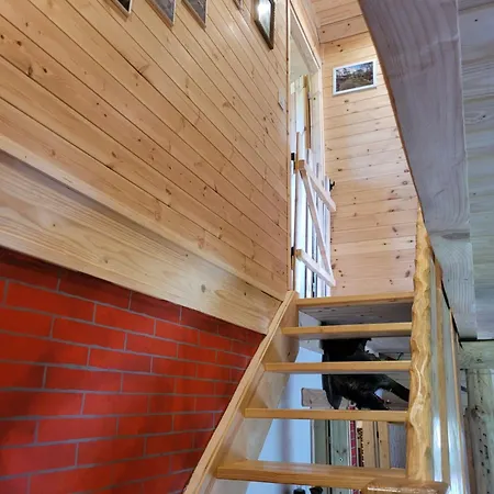 Domki Bialogarda Casa de Férias