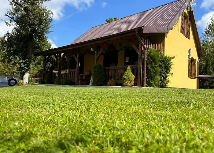 Domki Bialogarda Tatil Evi *